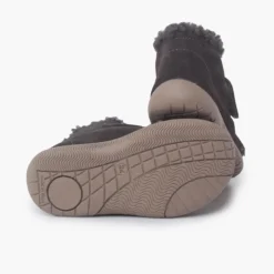 Bota Cuello Tipo Borreguito y Tira Adherente