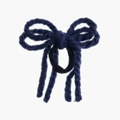 Coletero cordones de lana para niña