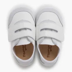 Deportivas barefoot combinadas piso blanco