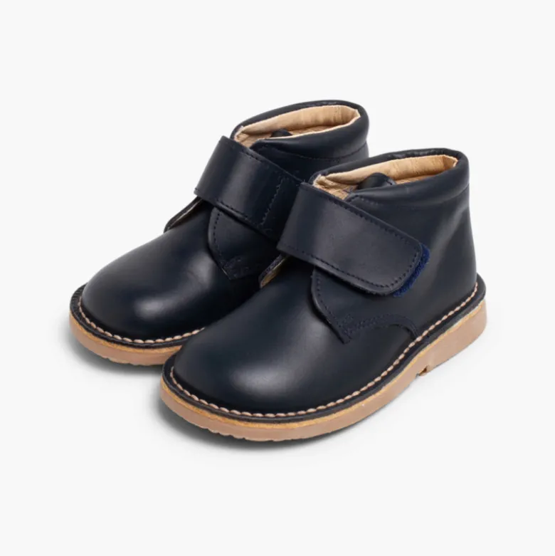 Pisacacas Piel Botas Colegio con cinta adhesiva