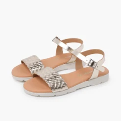Sandalias hebilla pala trenzada