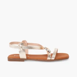 Sandalias tira con hebilla ovalada