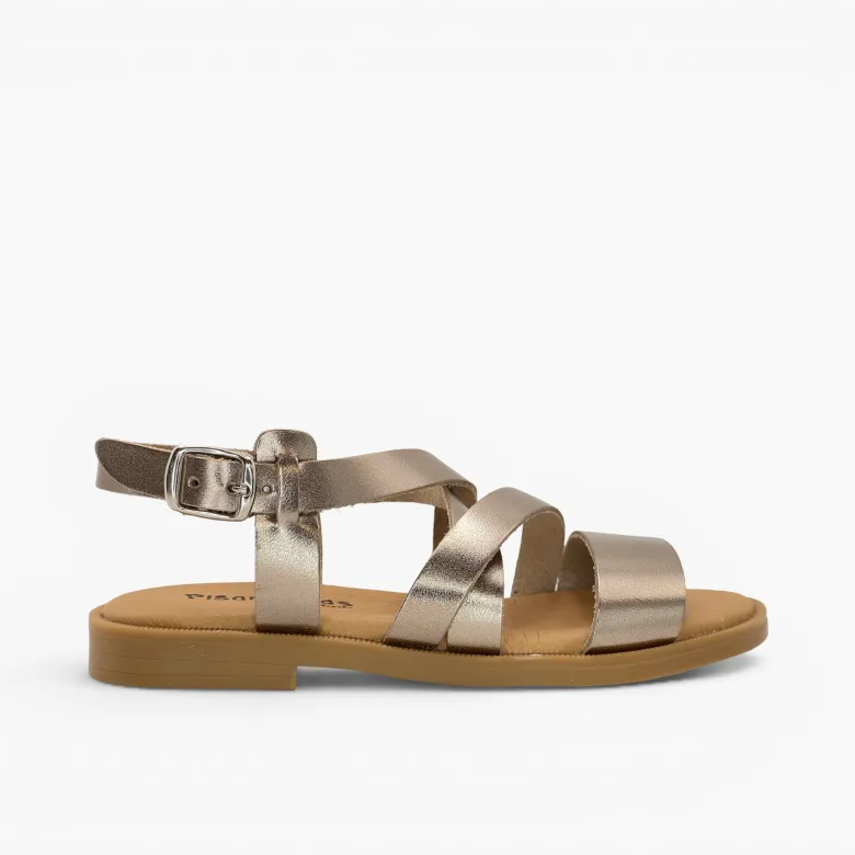 Sandalias tiras cruzadas empeine hebilla