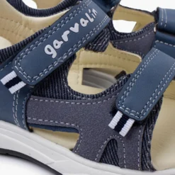 Sandalias unisex tipo trekking cierre adherente
