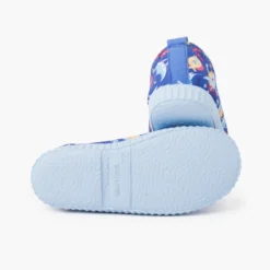 Zapatilla cerrada tipo neopreno dibujos