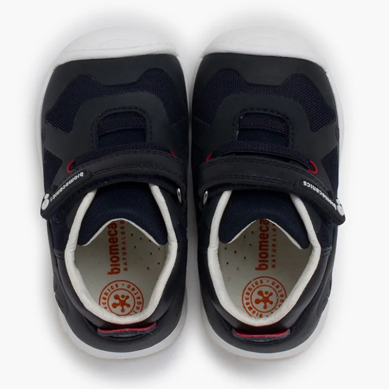 Zapatillas Biomecanics tira adherente cordón elástico
