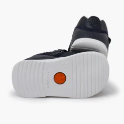 Zapatillas Biomecanics tira adherente cordón elástico